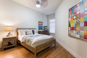 Live in cozy bedrooms